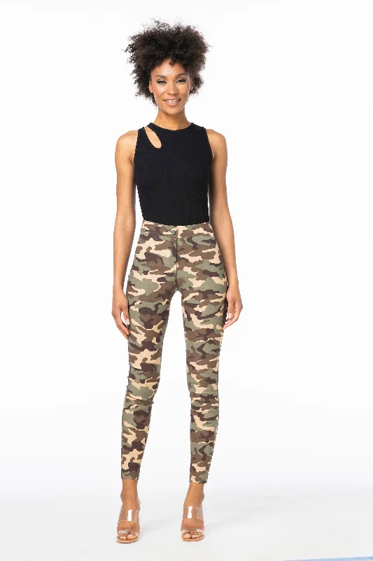 BA Waxed Camouflage Pant